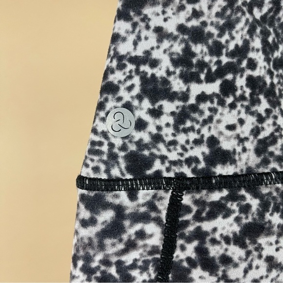 Zella Size Small Tie Dye High Waist Leggings Side Pockets Yoga Running Workout - Picture 6 of 7